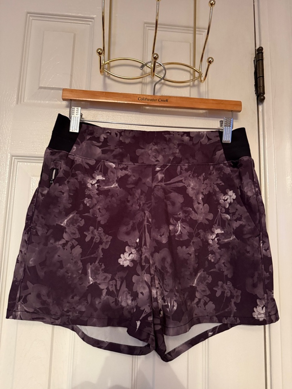 Athleta Gray and Black Floral Athletic Shorts #401